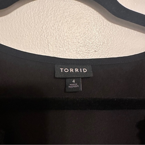 Torrid Lace Trim Babydoll Long Sleeve Blouse Size 4X Black - Picture 5 of 6